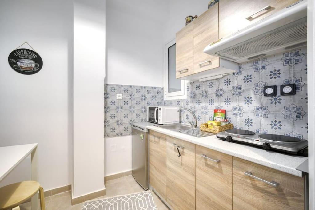 Apartment Bright Colourful Center