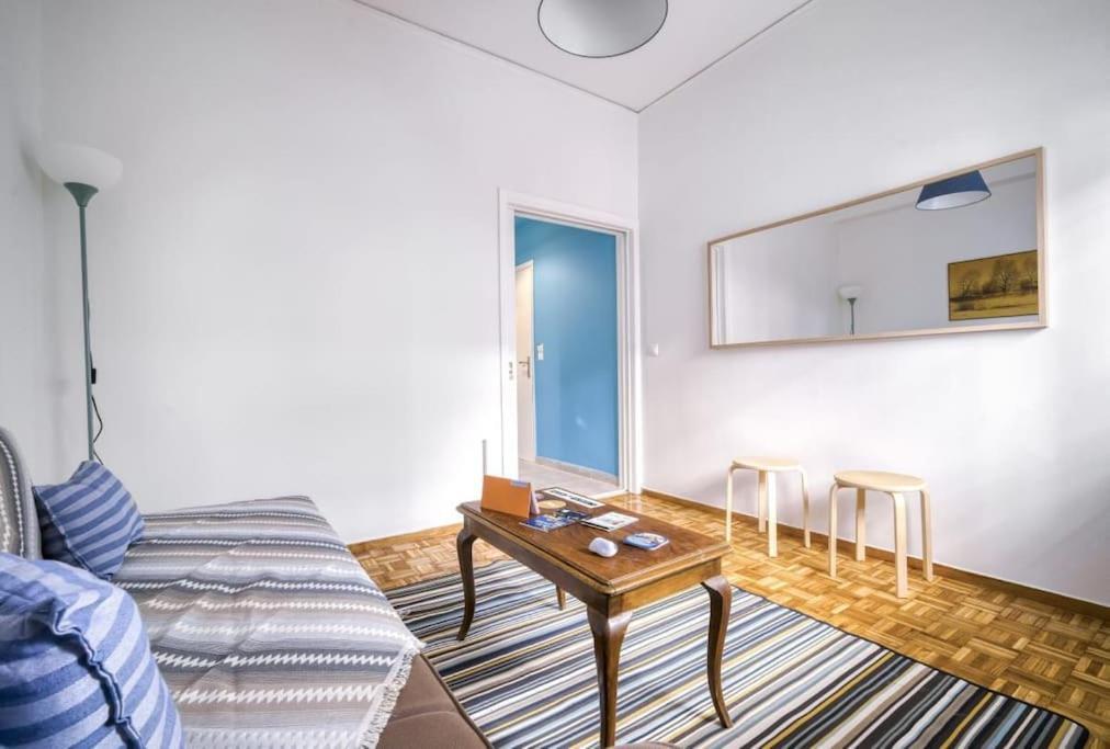 Apartamento Bright Colourful Center Atenas